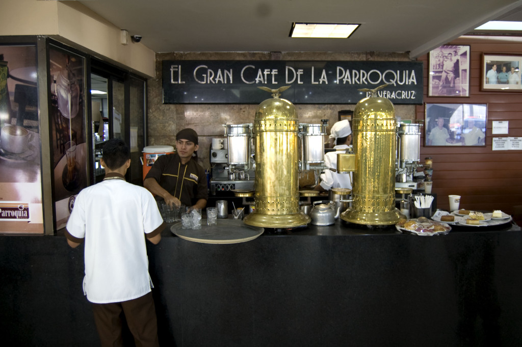 Travels El Gran Café de la Parroquia